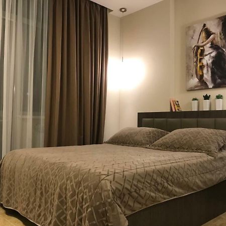 V&A Lux Apartments Μπατούμι Εξωτερικό φωτογραφία