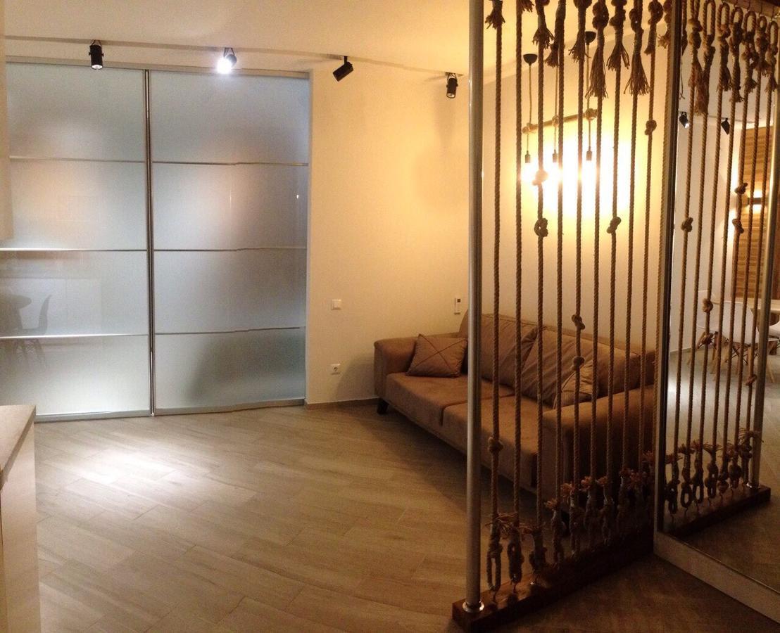 V&A Lux Apartments Μπατούμι Εξωτερικό φωτογραφία