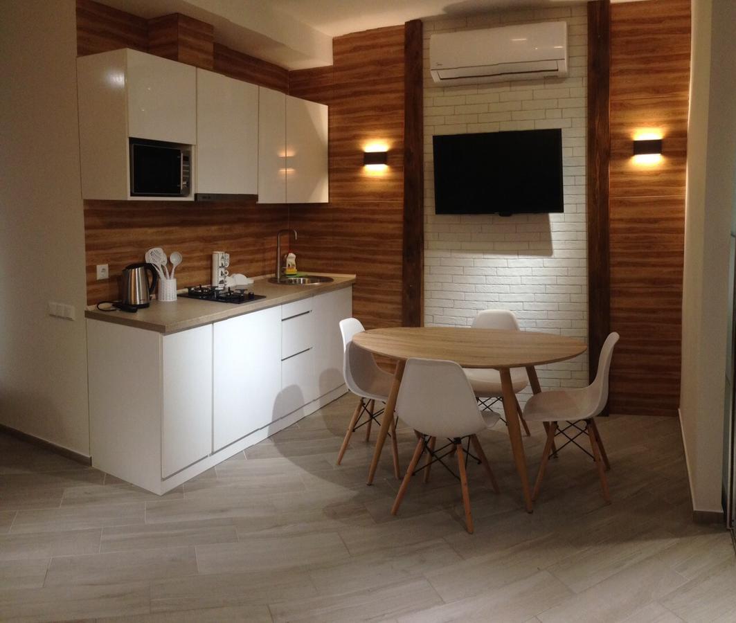 V&A Lux Apartments Μπατούμι Εξωτερικό φωτογραφία