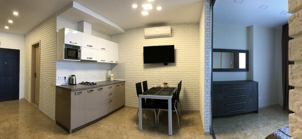 V&A Lux Apartments Μπατούμι Εξωτερικό φωτογραφία
