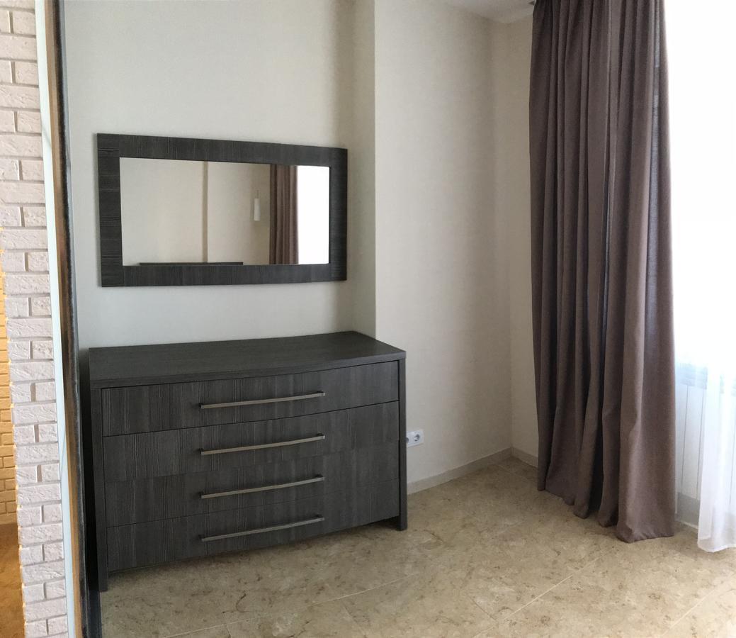 V&A Lux Apartments Μπατούμι Εξωτερικό φωτογραφία